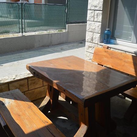 Lipa Mare Apartman Salona Kültér fotó