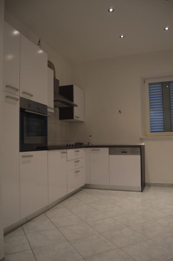 Lipa Mare Apartman Salona Kültér fotó