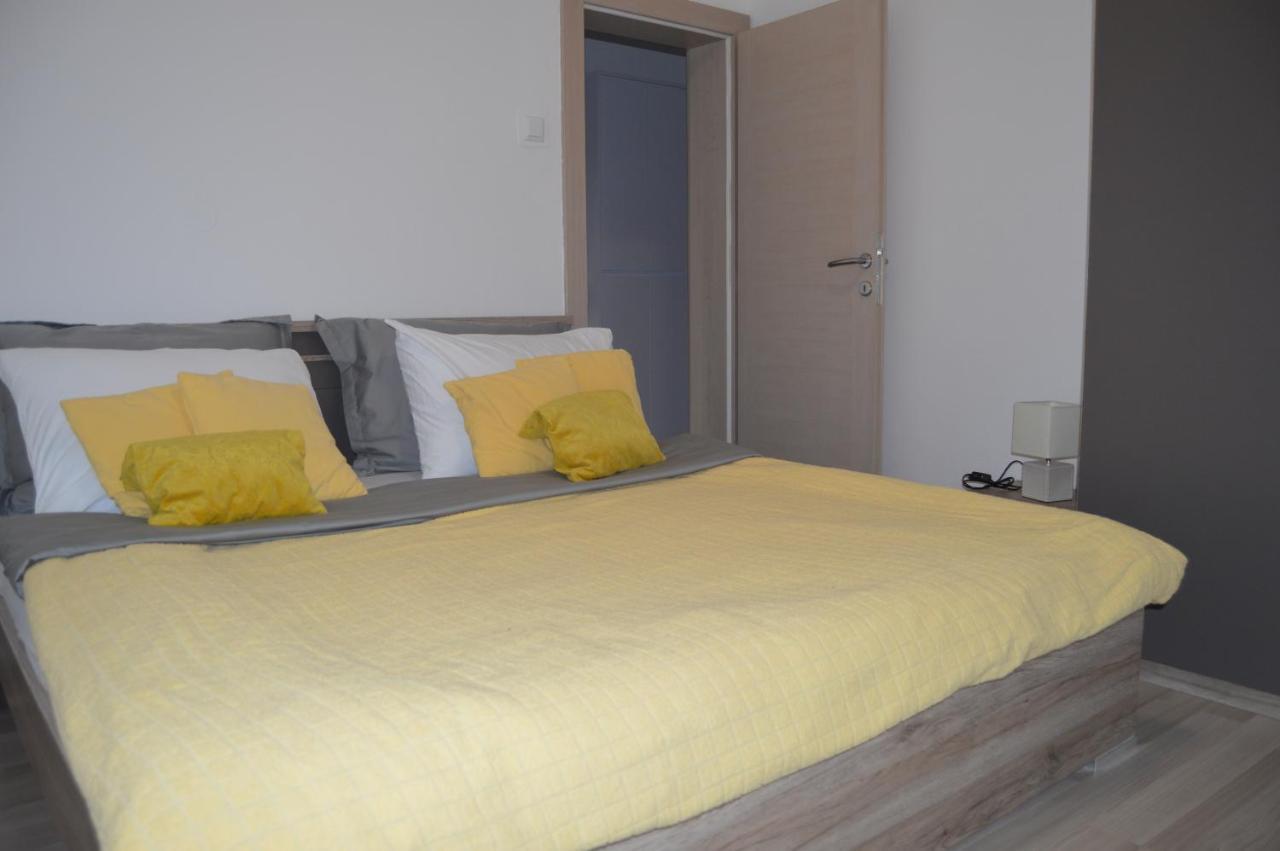Lipa Mare Apartman Salona Kültér fotó